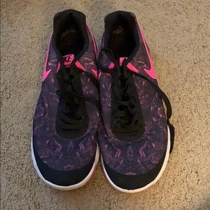 Women Nike running shoes